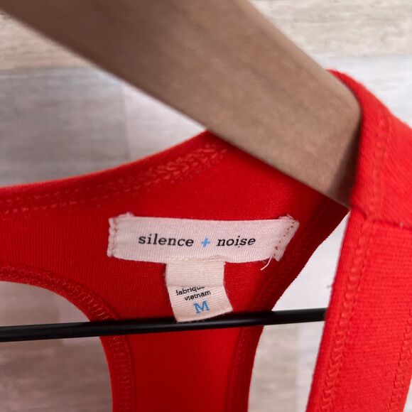 Silence & Noise Seamed Ponte Cut Out Dress Red Urban Outfitters Womens Medium - Picture 5 of 8